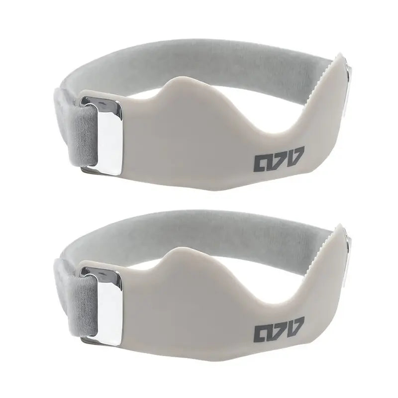 Patellar Strap – Cushion. Support. Move