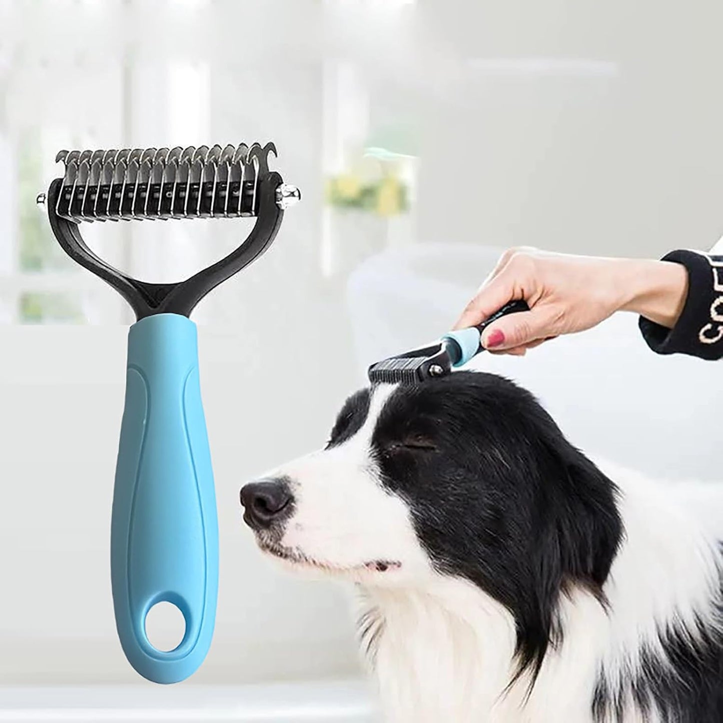Pet DeMatting Comb – Gently Detangle in One Pull